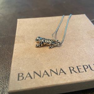 18” Gold and Black Tiger Necklace